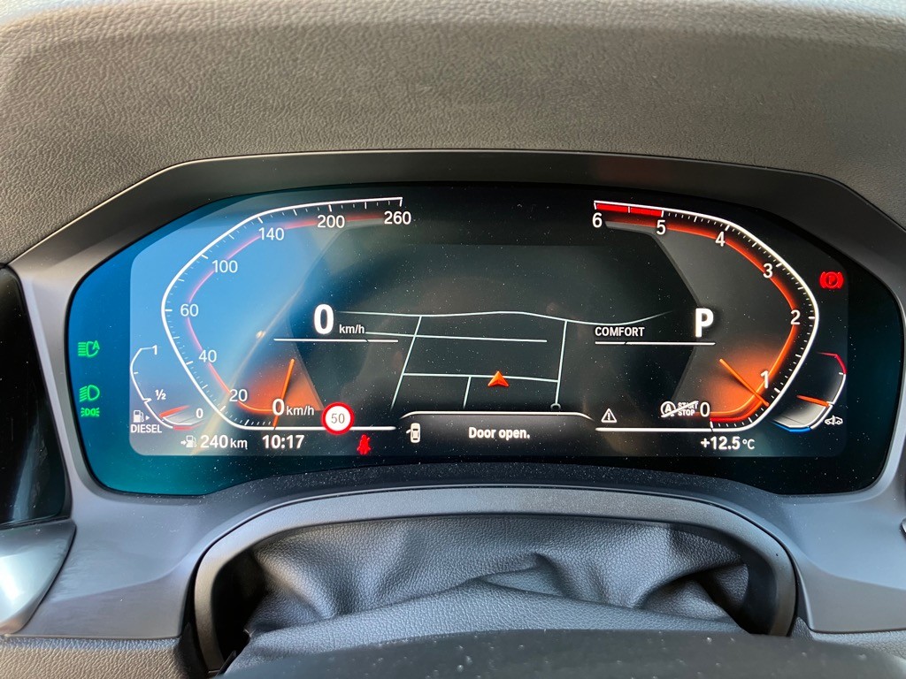 BMW rad 3 Touring 320d Touring xDrive Sport Line A/T