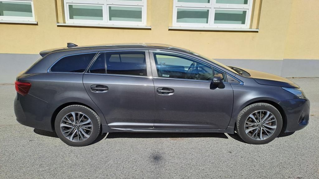 Toyota Avensis Combi 2.0 D-4D S&S Business