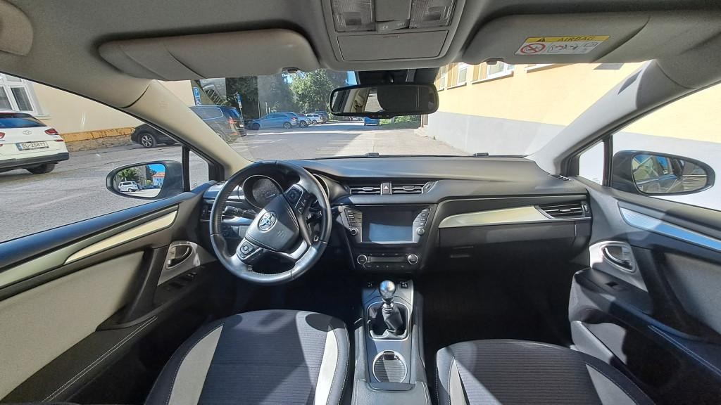 Toyota Avensis Combi 2.0 D-4D S&S Business