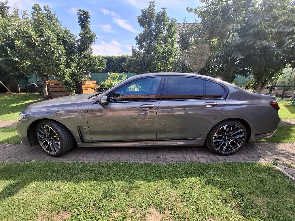 BMW rad 7 740d xDrive A/T