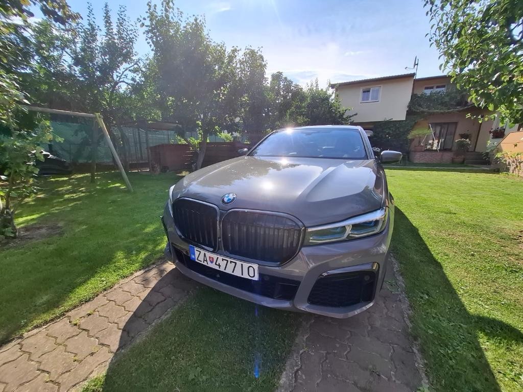 BMW rad 7 740d xDrive A/T