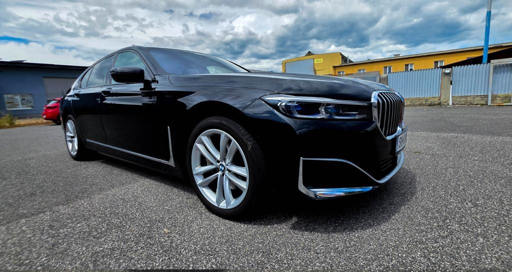 BMW rad 7 730d mHEV xDrive A/T