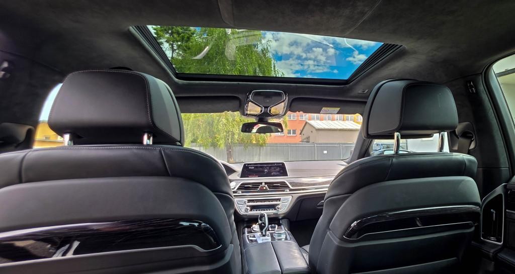 BMW rad 7 730d mHEV xDrive A/T