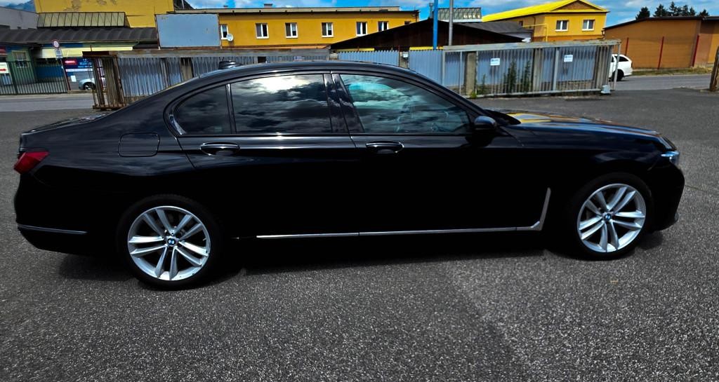 BMW rad 7 730d mHEV xDrive A/T