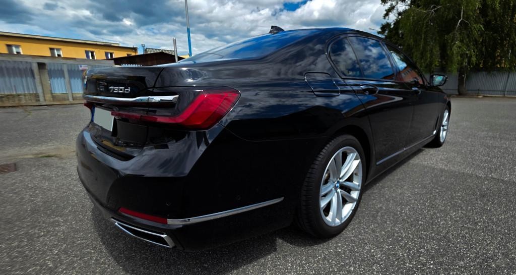 BMW rad 7 730d mHEV xDrive A/T