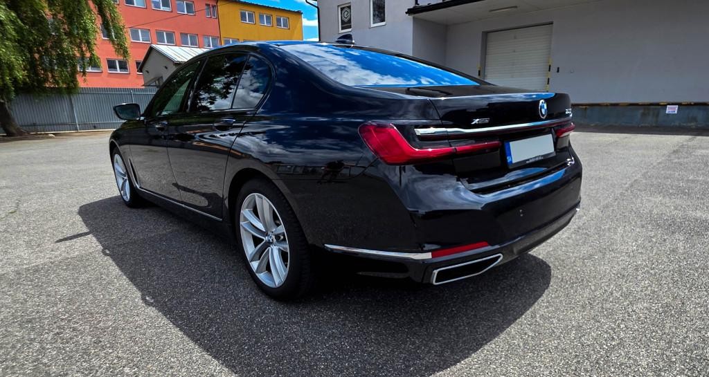 BMW rad 7 730d mHEV xDrive A/T