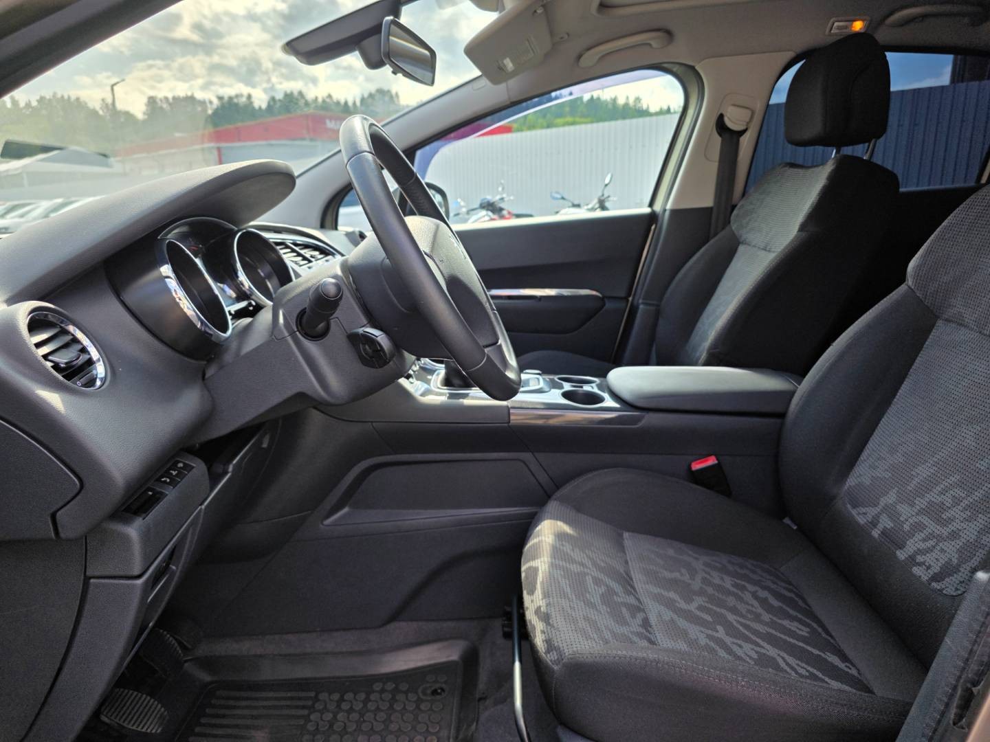 Peugeot 3008 1.6e VTi Executive