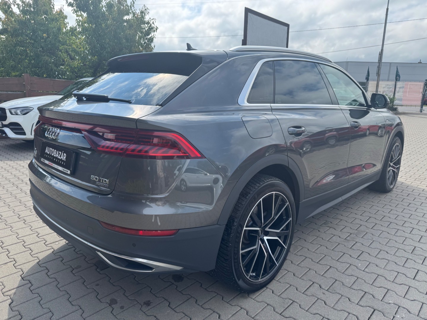 Audi Q8 50 3.0 TDI mHEV quattro tiptronic