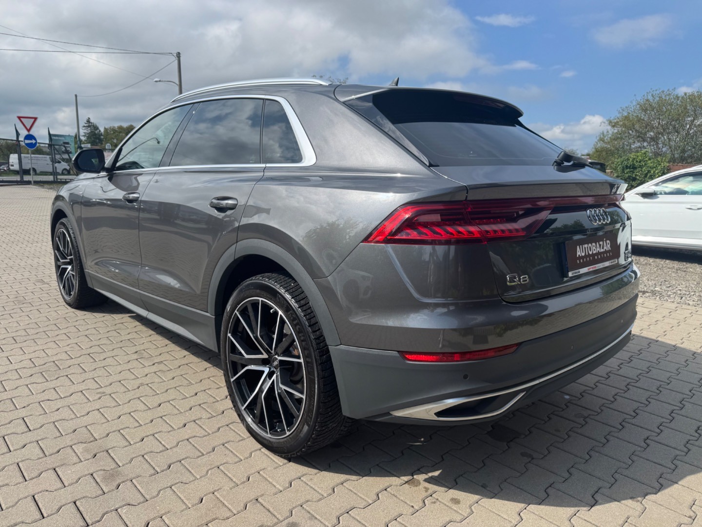 Audi Q8 50 3.0 TDI mHEV quattro tiptronic