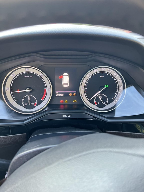 Škoda Superb Combi 2.0 TDI L&K DSG