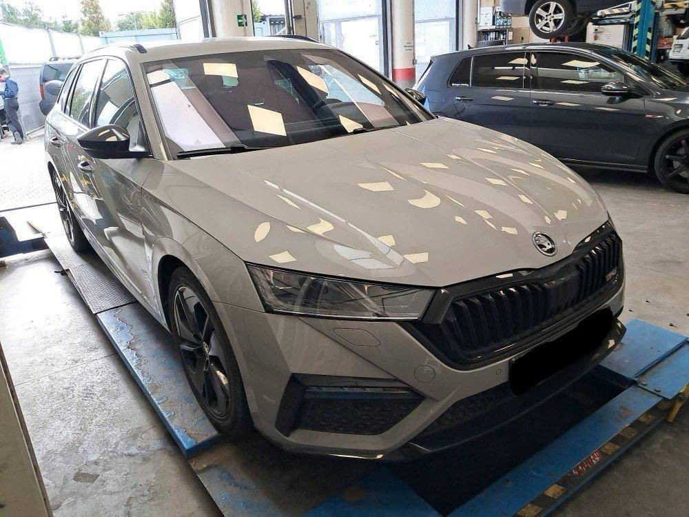 Škoda Octavia Combi 2.0 TSI RS DSG