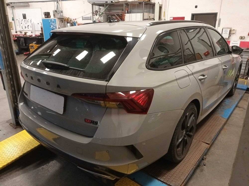 Škoda Octavia Combi 2.0 TSI RS DSG