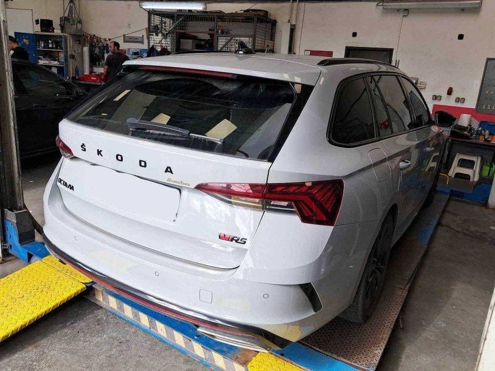 Škoda Octavia Combi 2.0 TSI RS DSG