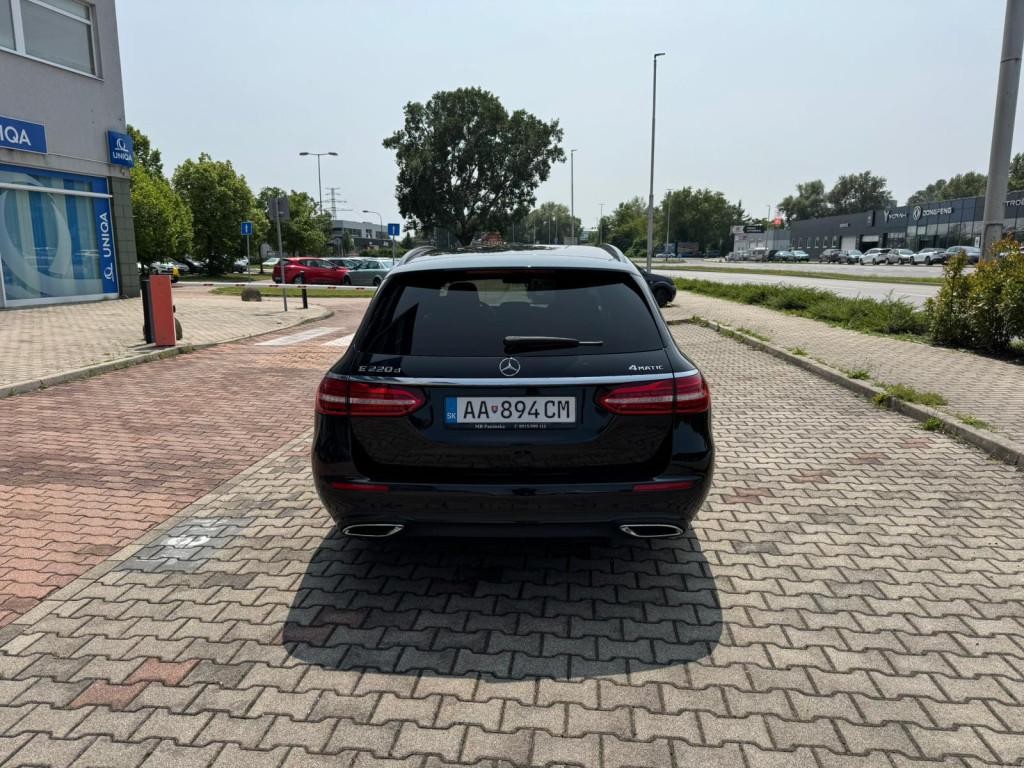 Mercedes E trieda Combi 143kw Automat