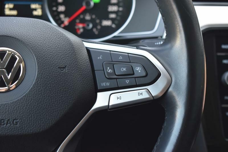 Volkswagen Passat 1.5 TSI 110kW DSG*TAŽNÉ*KAMERA