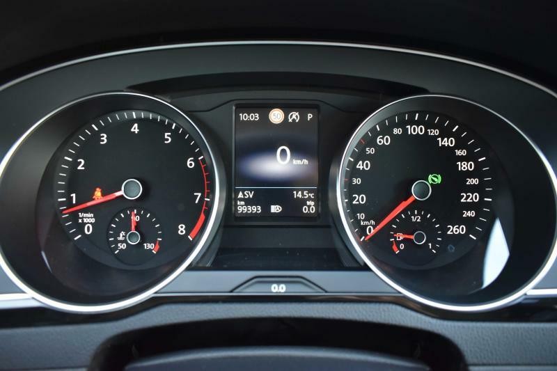 Volkswagen Passat 1.5 TSI 110kW DSG*TAŽNÉ*KAMERA
