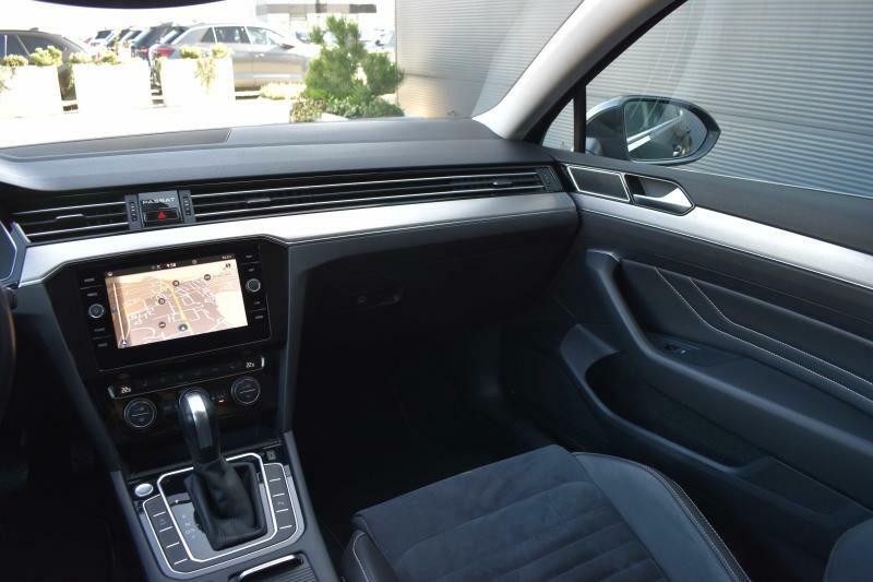 Volkswagen Passat 1.5 TSI 110kW DSG*TAŽNÉ*KAMERA