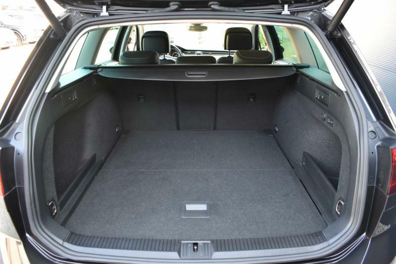 Volkswagen Passat 1.5 TSI 110kW DSG*TAŽNÉ*KAMERA