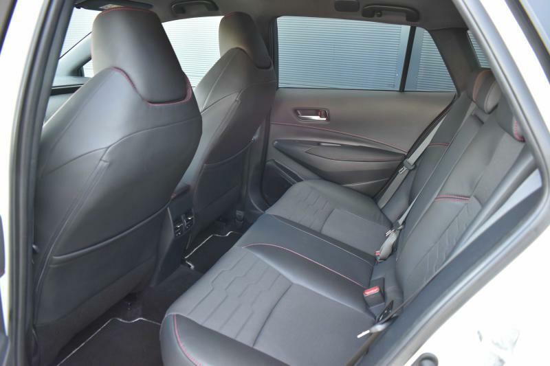 Toyota Corolla Combi 2.0Hybrid*GR SPORT*KAMERA*DPH*