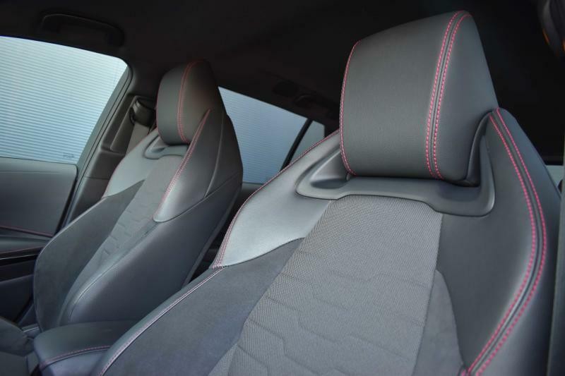 Toyota Corolla Combi 2.0Hybrid*GR SPORT*KAMERA*DPH*