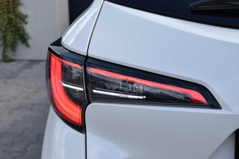 Toyota Corolla Combi 2.0Hybrid*GR SPORT*KAMERA*DPH*