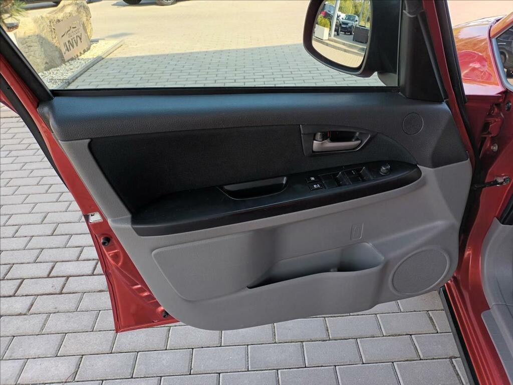 Suzuki SX4 1, 6 VVT-i, 4X4, SERVISKA, TAŽNÉ