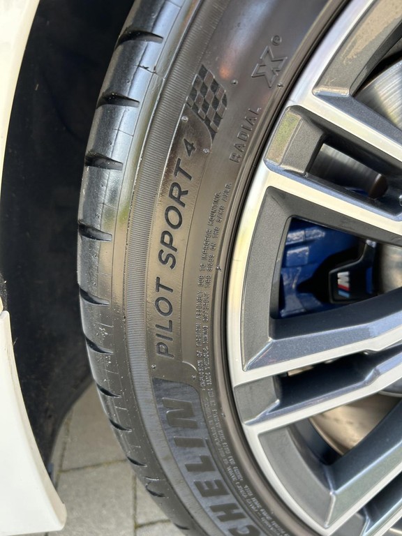 BMW M3 40d mHEV Touring xDrive A/T