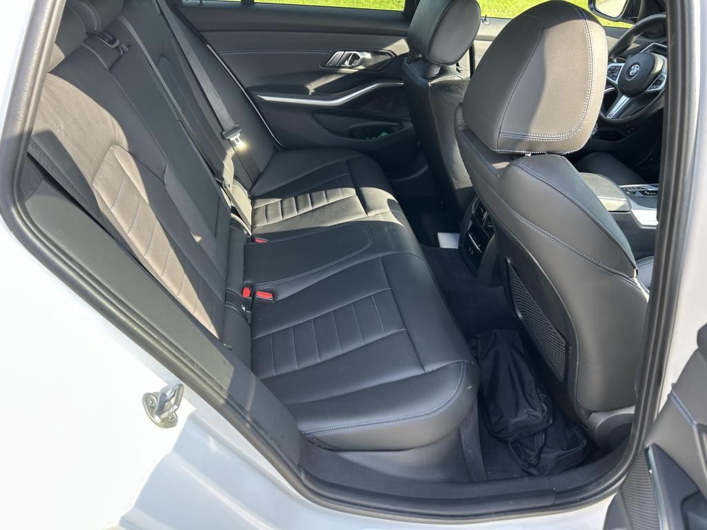 BMW M3 40d mHEV Touring xDrive A/T