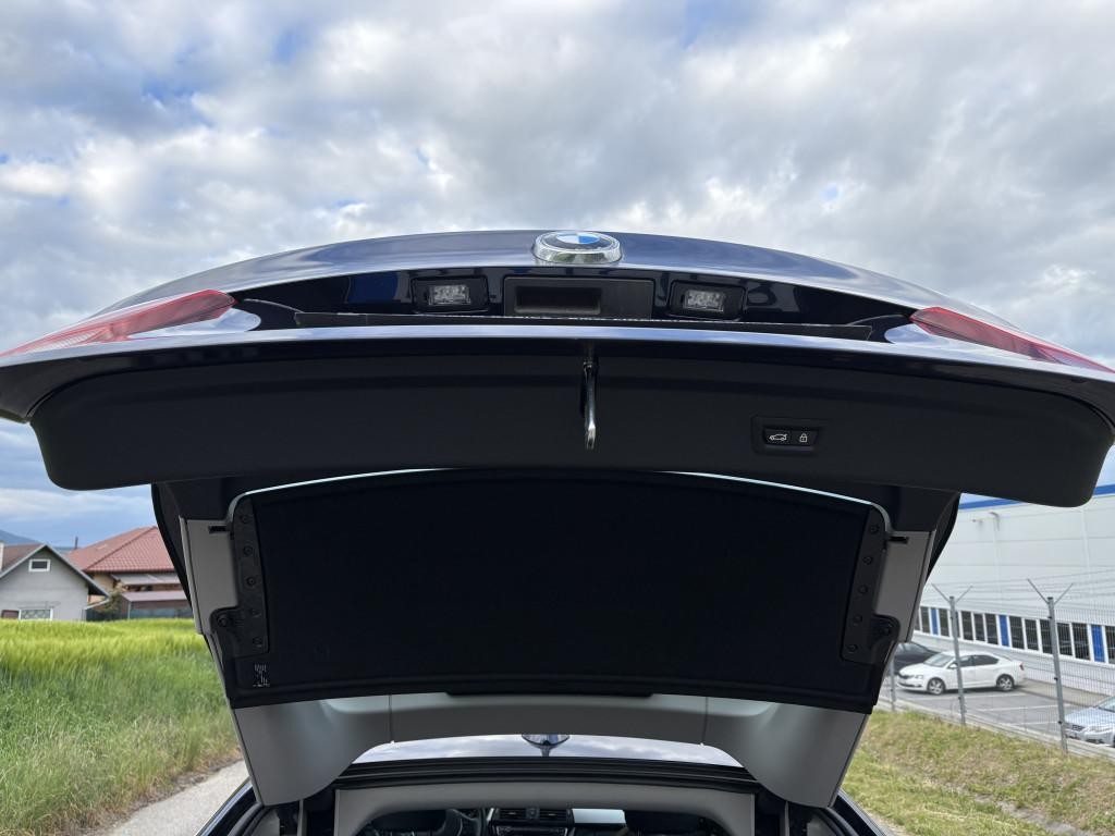 BMW rad 3 320d xDrive A/T