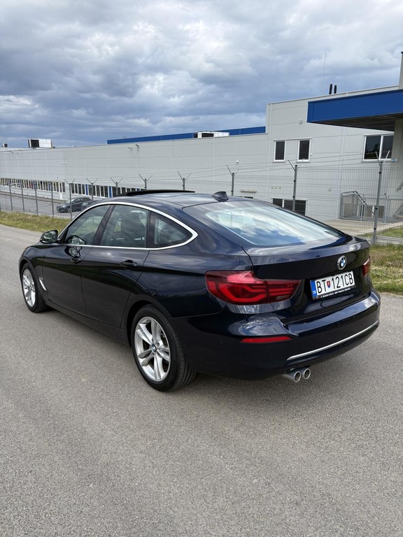 BMW rad 3 320d xDrive A/T