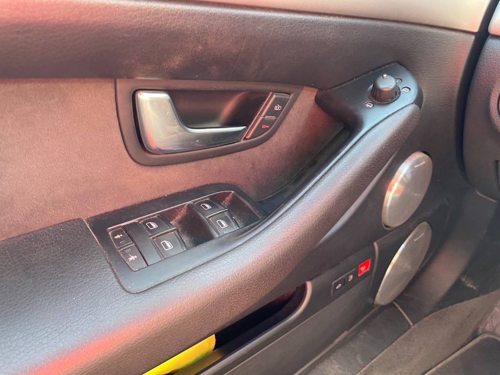 Audi A8 4.2 V8 TDI quattro tiptronic DPF