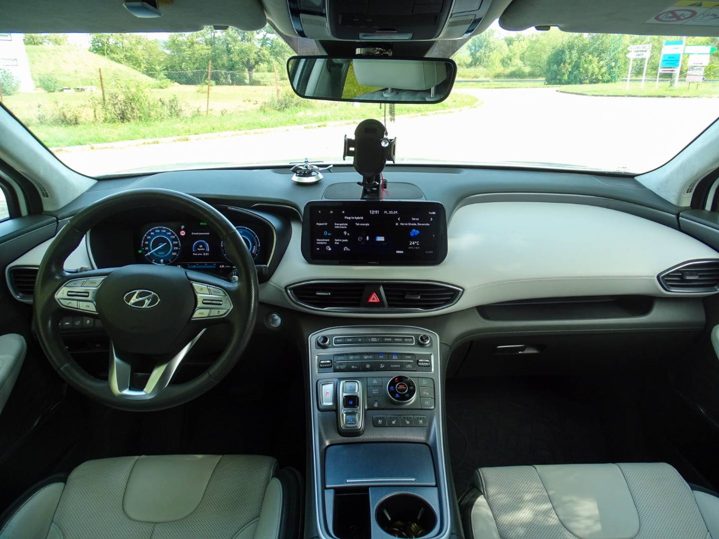 Hyundai Santa Fe 1.6 T-GDi HEV 4x4, 132kW, AKO NOVÉ, PLNÁ SERVISNÁ HISÓRIA, ZÁRUKA