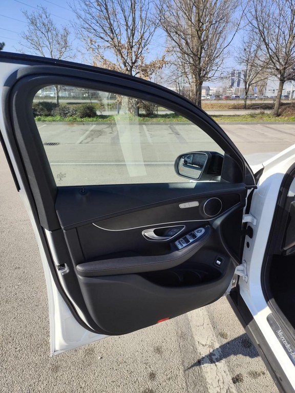 Mercedes GLC Kupé SUV/Hatchback 155kw Automat