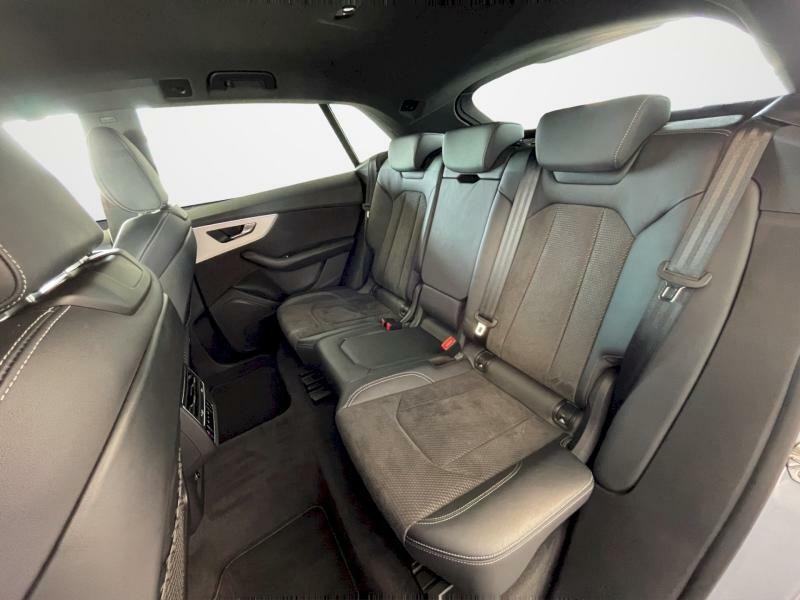 Audi Q8 50 TDI 210 kW S-line QUATTRO t