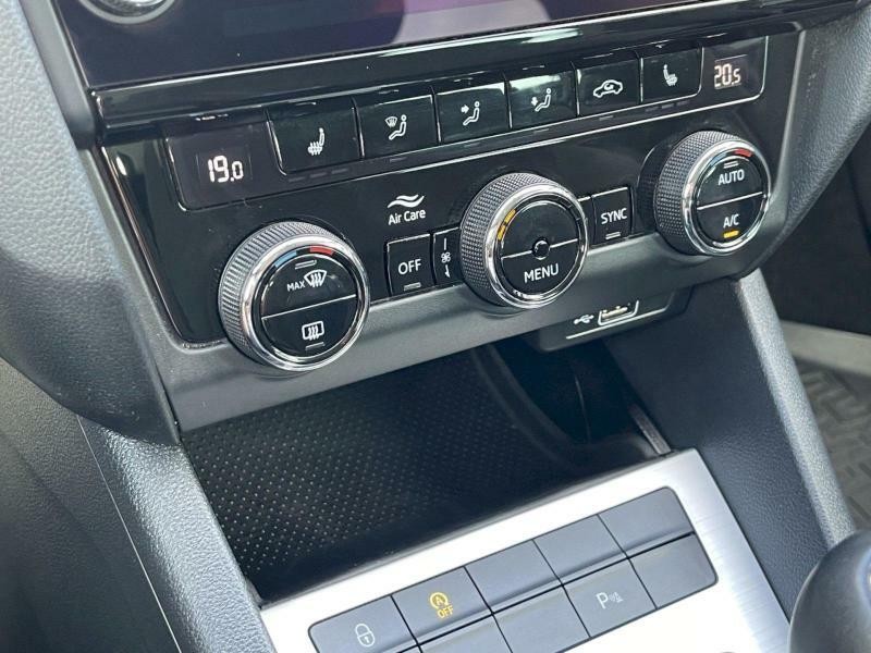 Škoda Octavia Combi combi 1.6 TDI 85kW Ambition Pl