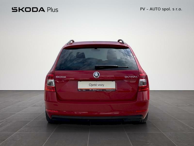 Škoda Octavia Combi combi 1.6 TDI 85kW Ambition Pl