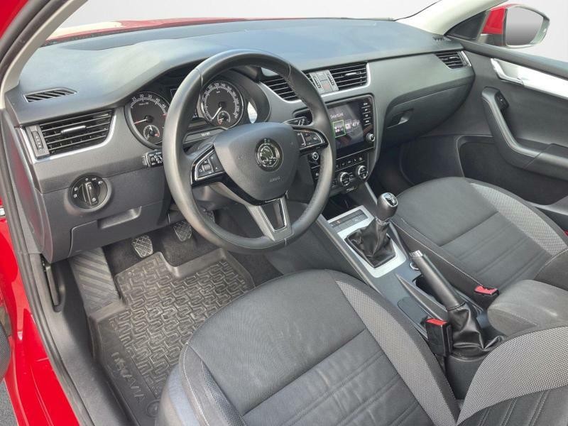 Škoda Octavia Combi combi 1.6 TDI 85kW Ambition Pl