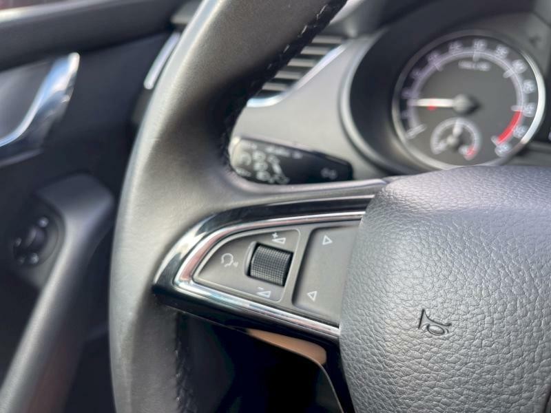 Škoda Octavia Combi combi 1.6 TDI 85kW Ambition Pl