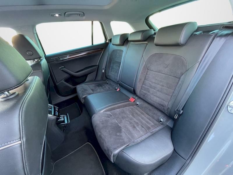 Škoda Superb Combi 2.0 TDI 147kW 4x4 DSG SCOUT