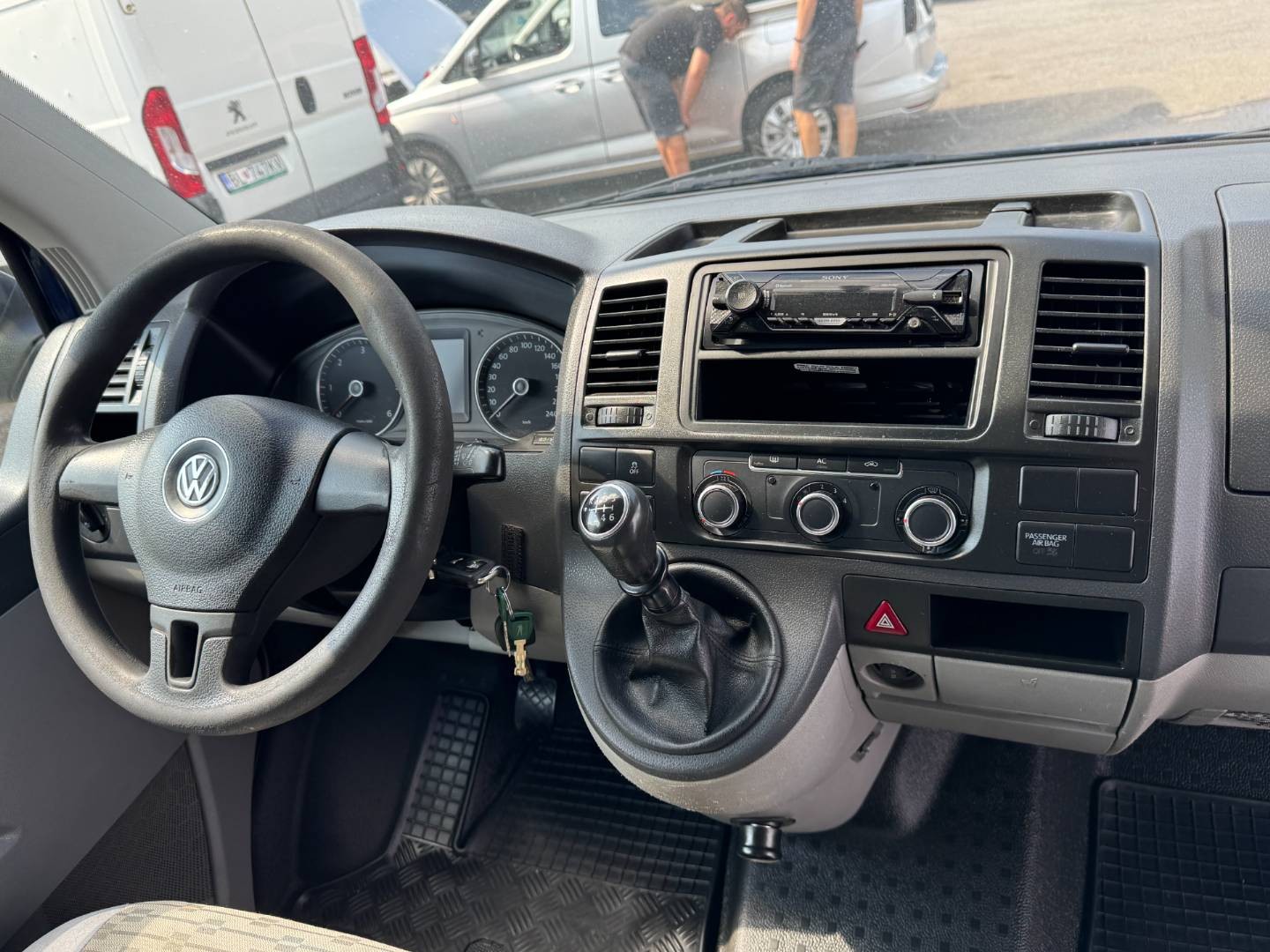 Volkswagen Transporter T5 2.0 TDI 140k KR 4MOTION