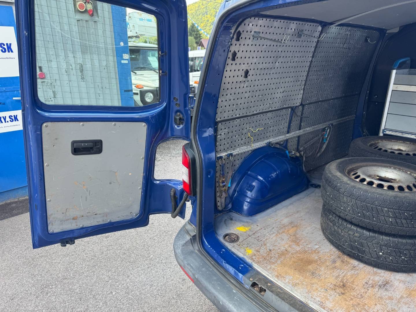 Volkswagen Transporter T5 2.0 TDI 140k KR 4MOTION