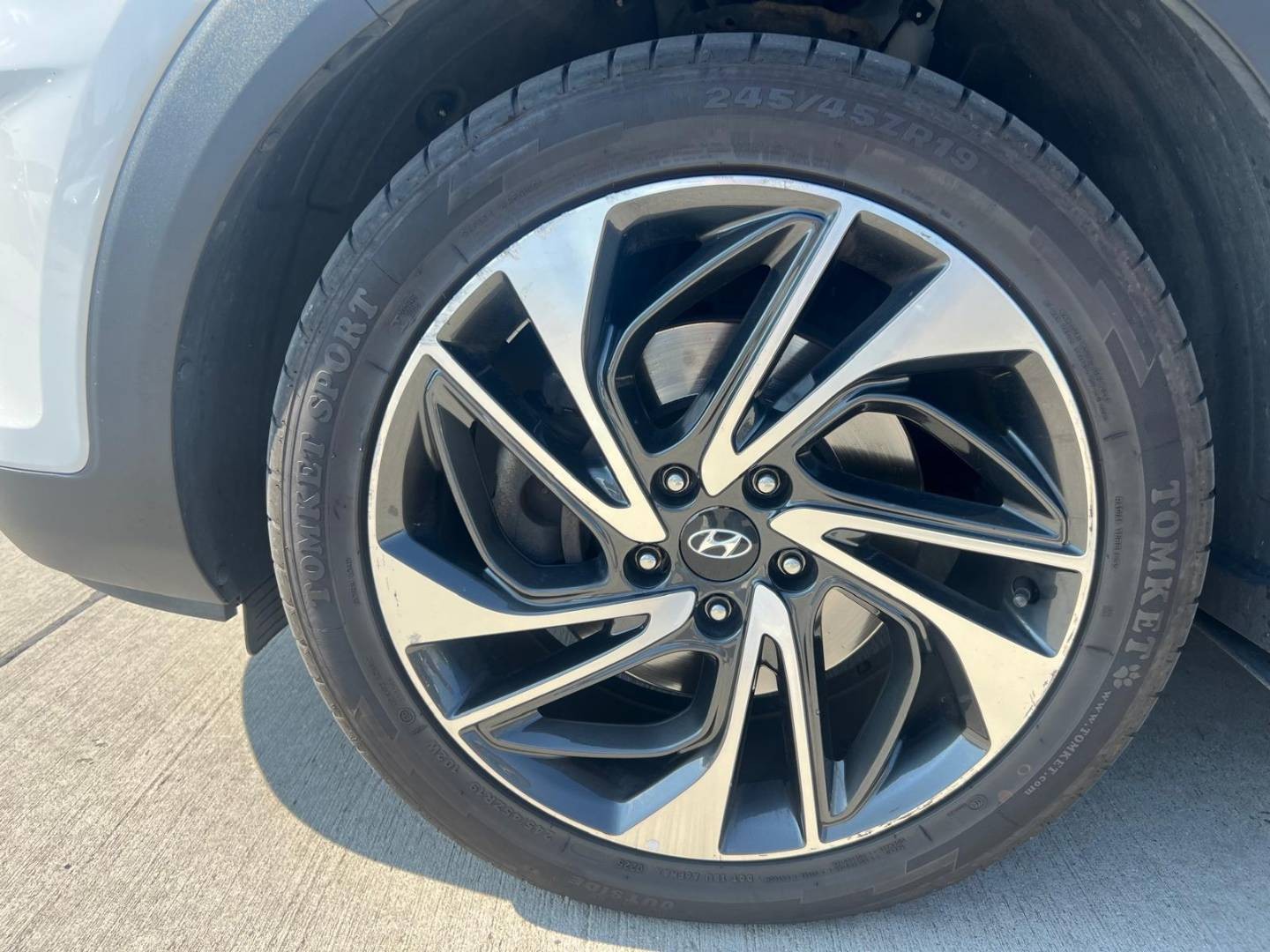 Hyundai Tucson 2.0 CRDi Premium A/T 4x4