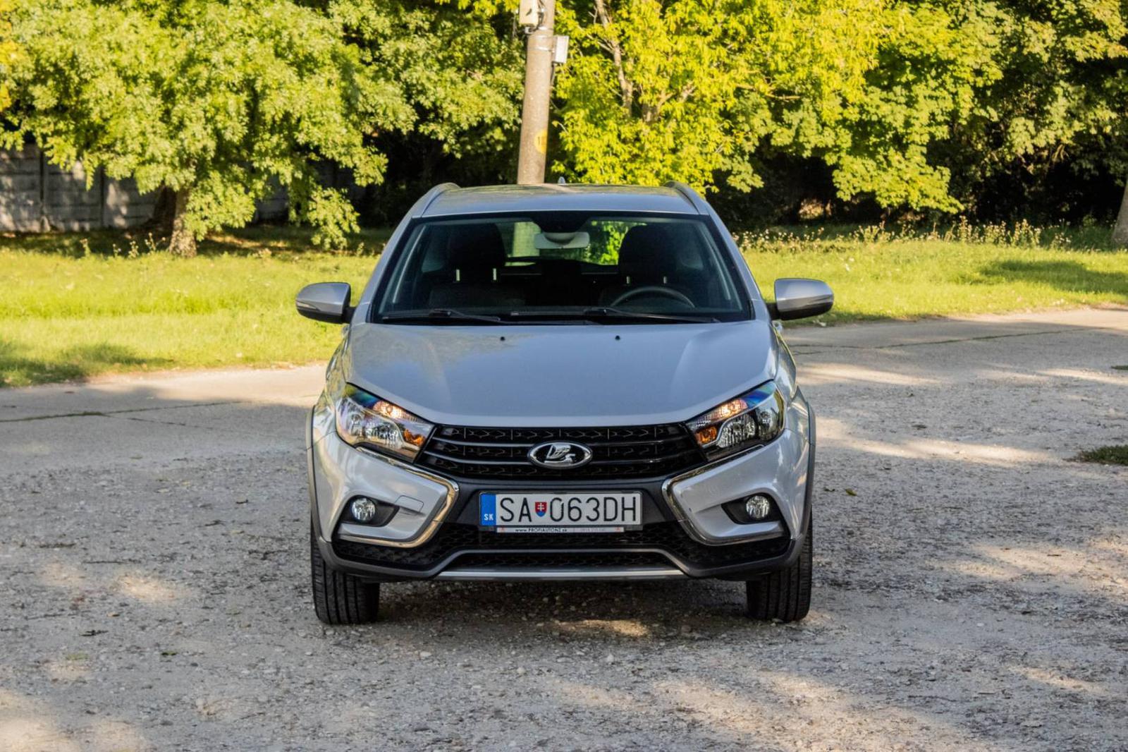 Lada Vesta SW Cross 1.6 / 1.MAJITEĽ / AJ NA SPLÁTKY