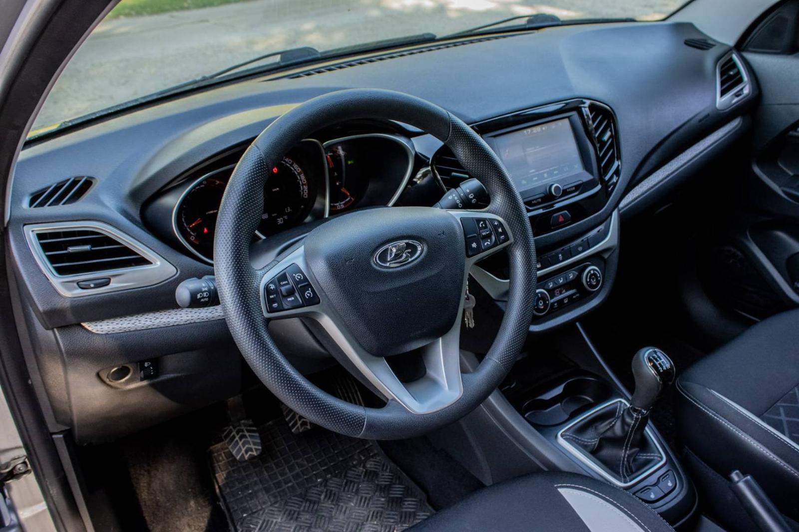 Lada Vesta SW Cross 1.6 / 1.MAJITEĽ / AJ NA SPLÁTKY