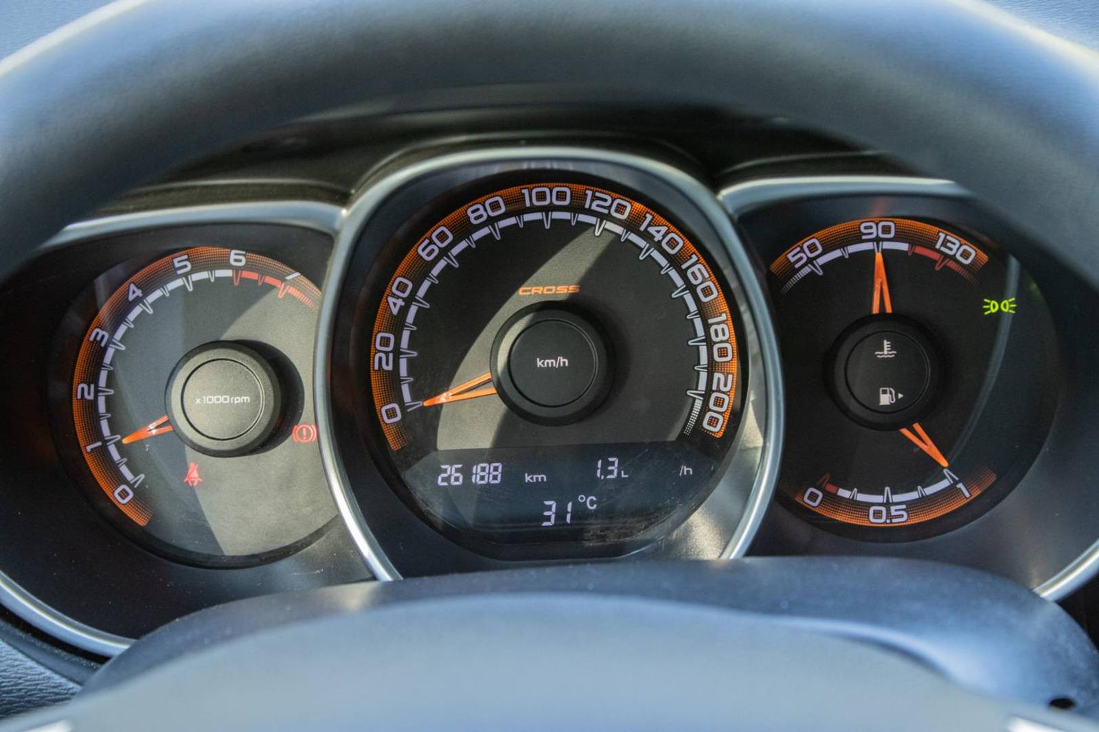 Lada Vesta SW Cross 1.6 / 1.MAJITEĽ / AJ NA SPLÁTKY