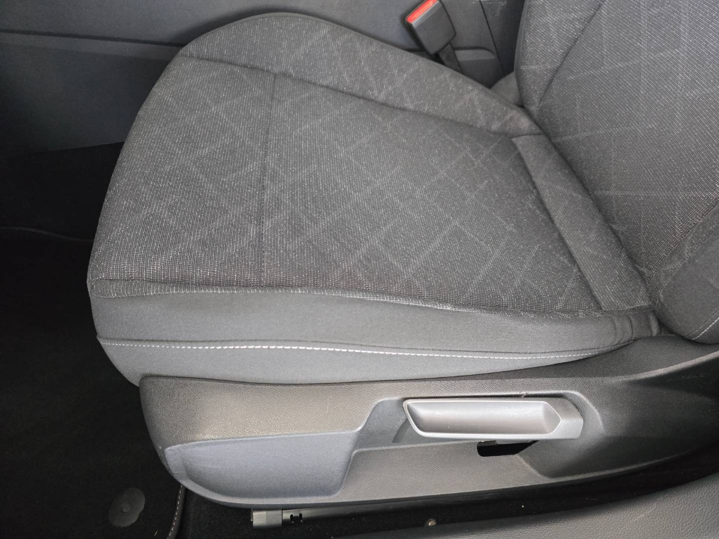 Volkswagen Golf Variant Comfort line PLUS, AT/7, 2022, NAVI