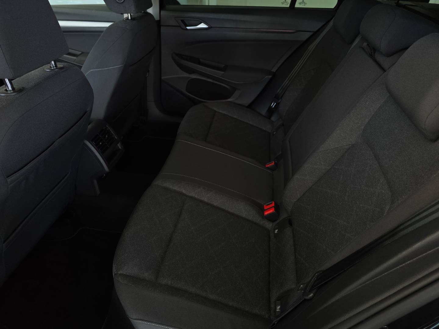 Volkswagen Golf Variant Comfort line PLUS, AT/7, 2022, NAVI