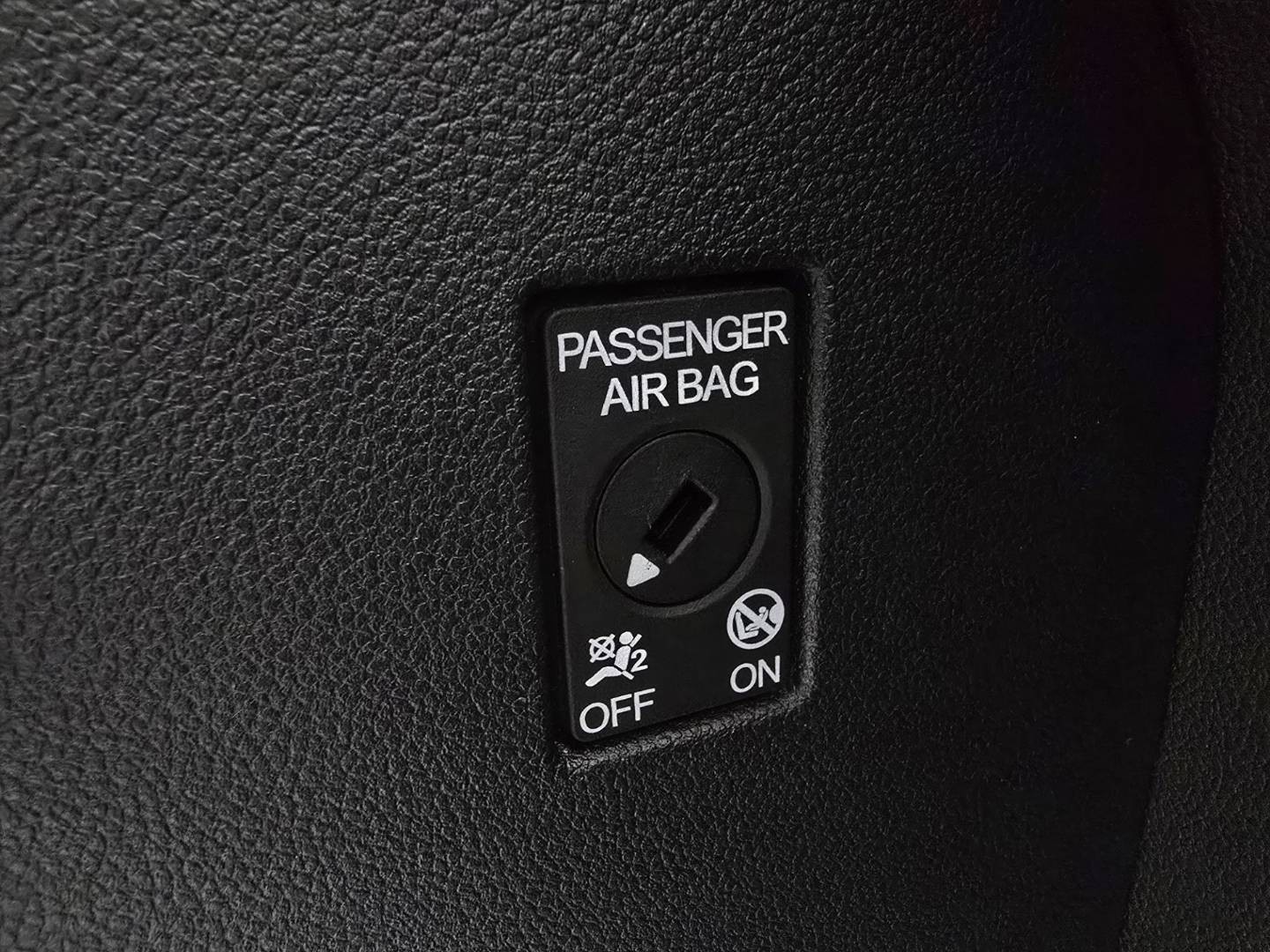 Volkswagen Golf Variant Comfort line PLUS, AT/7, 2022, NAVI