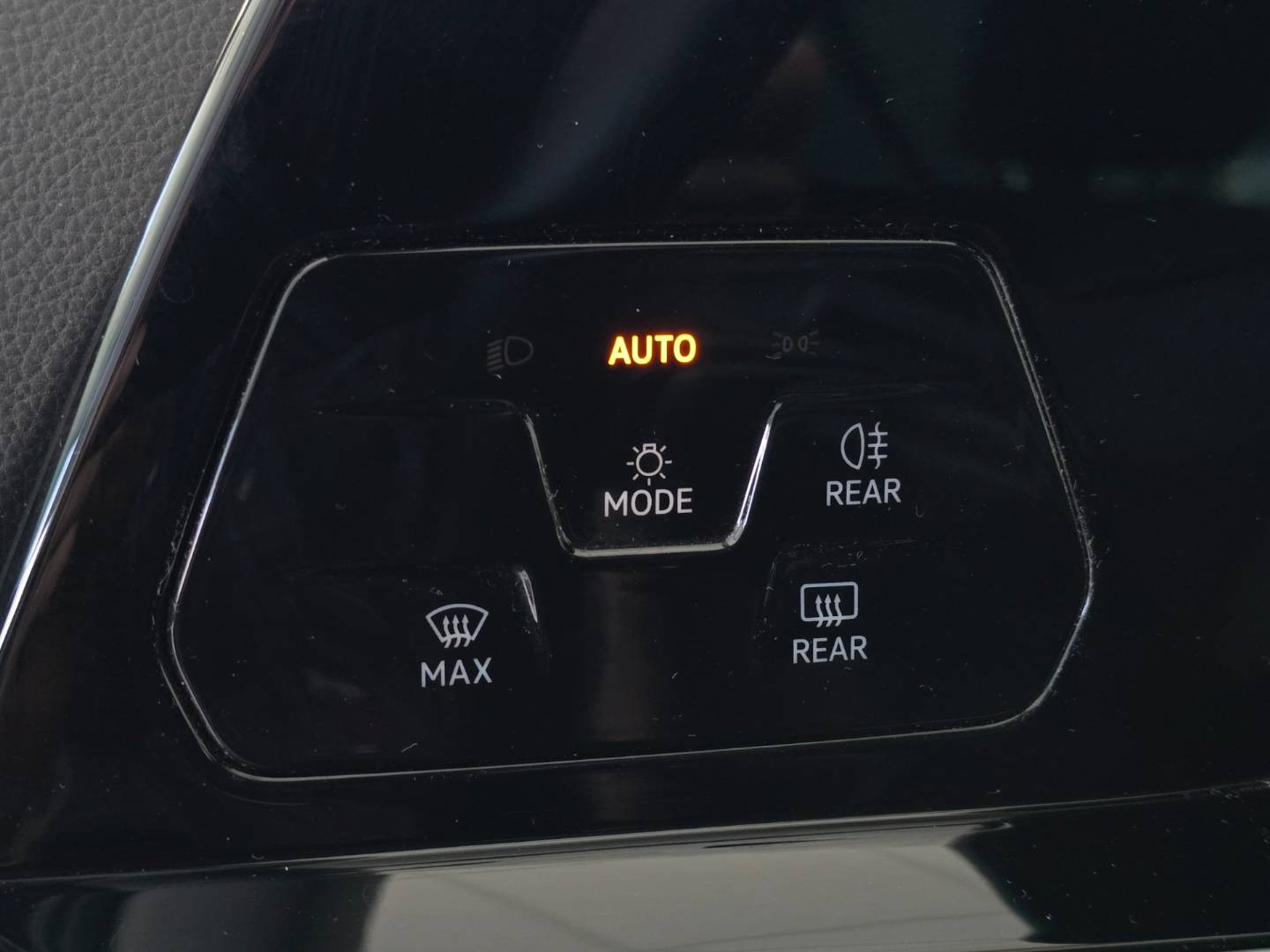 Volkswagen Golf Variant Comfort line PLUS, AT/7, 2022, NAVI