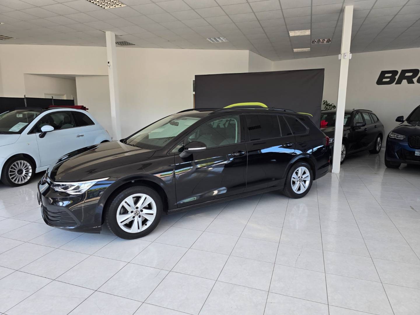 Volkswagen Golf Variant Comfort line PLUS, AT/7, 2022, NAVI
